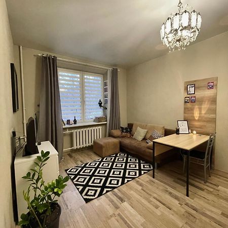 Apartment Киев Екстериор снимка